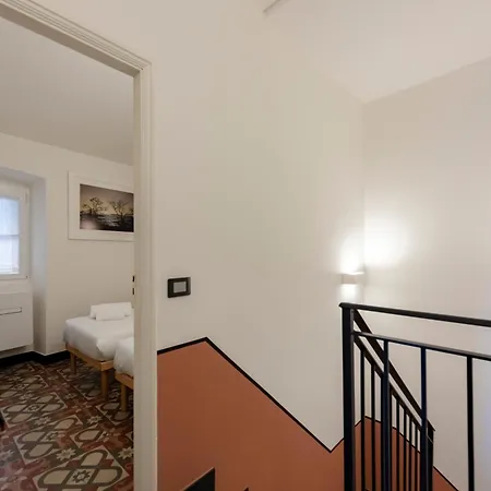 Joivy Bright 2br Flat, Moments From The Sestri Levante