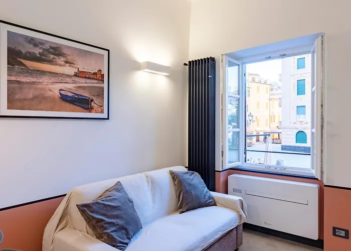 Joivy Bright 2br Flat, Moments From The Appartement Sestri Levante